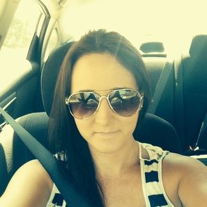 Meet your Posher, Patricia